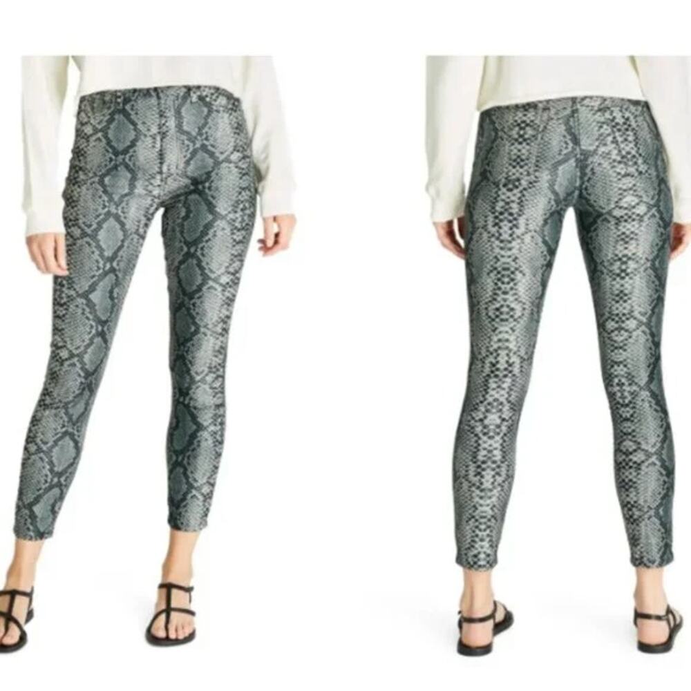 $200 French Connection Grey Animal print Skin Leggings, size 6